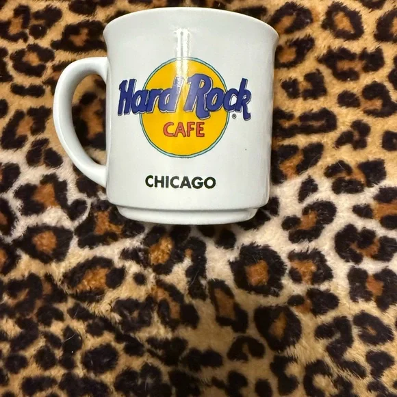 Vintage Hard Rock Cafe Chicago White Mug - Picture 3 of 4